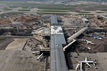 HEATHROW TERMINAL 2B